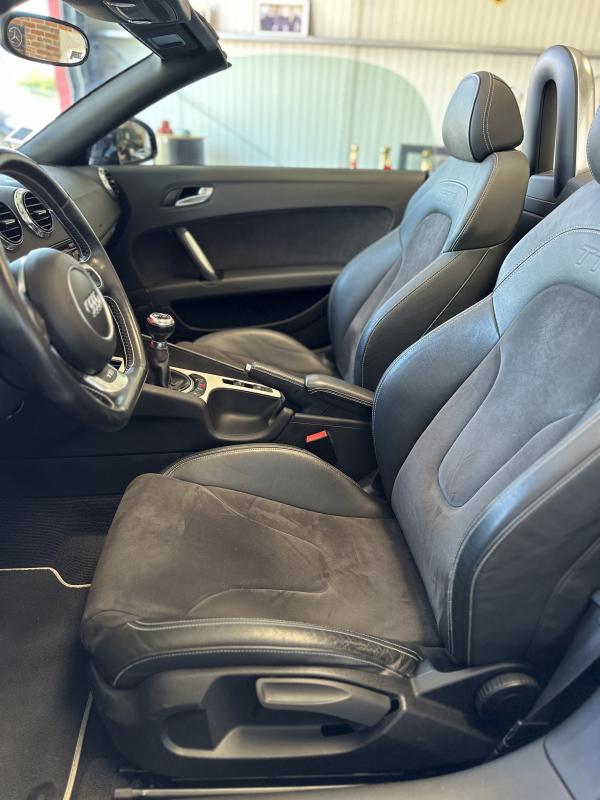 Audi TTS Roadster 2.0 TFSI 272 Quattro