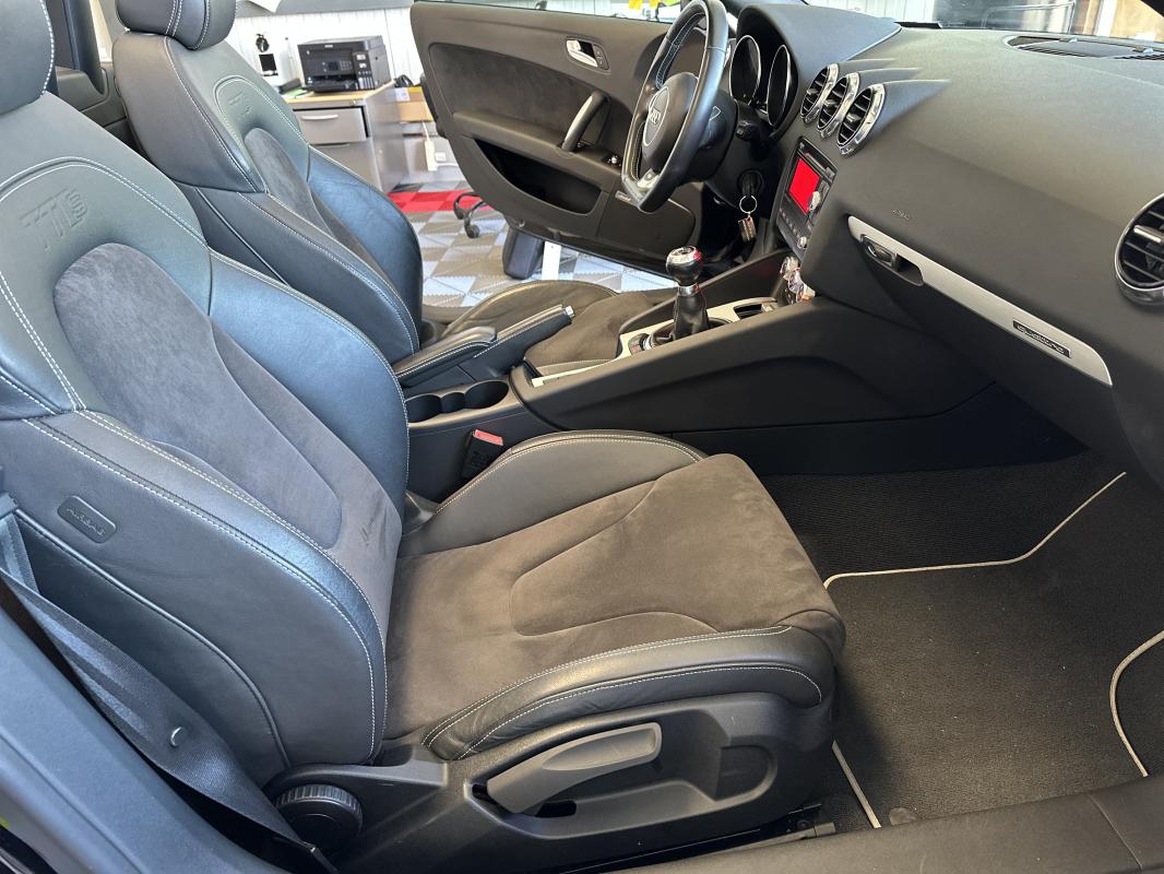 Audi TTS Roadster 2.0 TFSI 272 Quattro