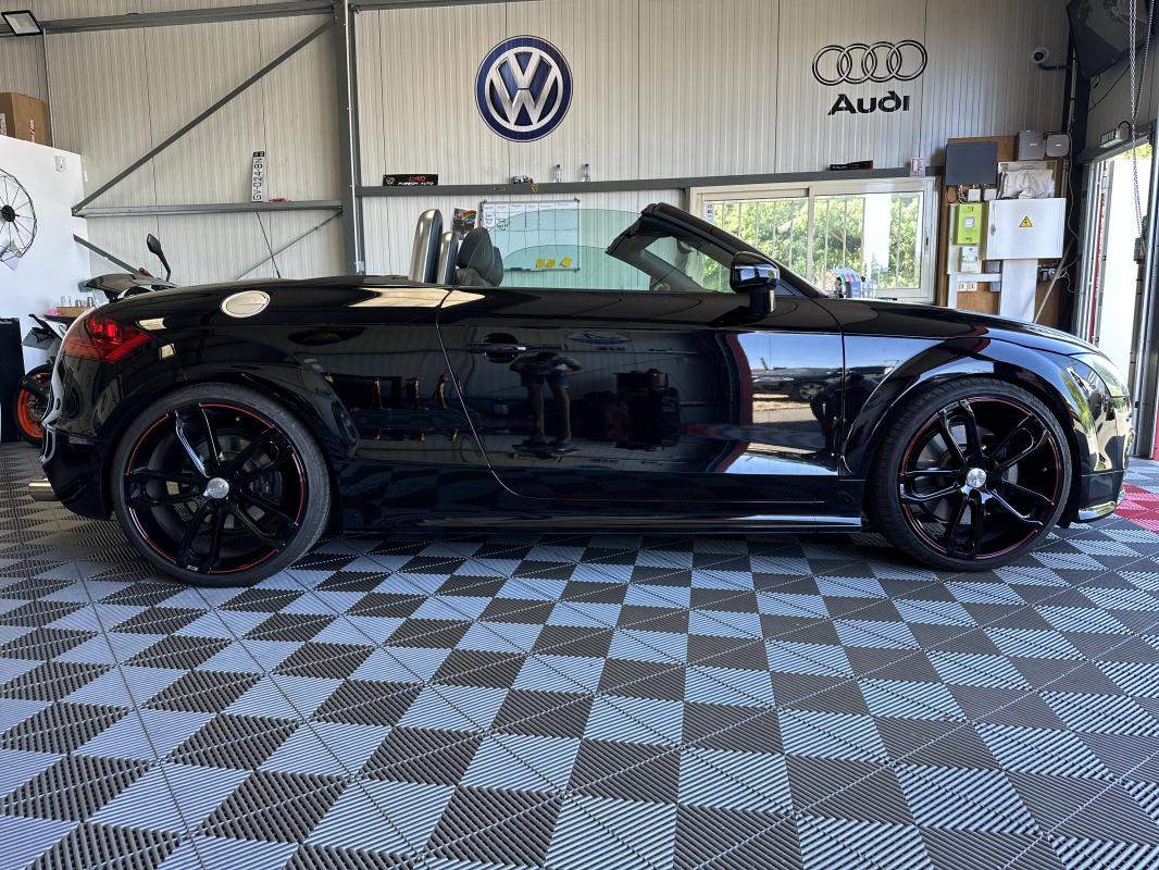 Audi TTS Roadster 2.0 TFSI 272 Quattro