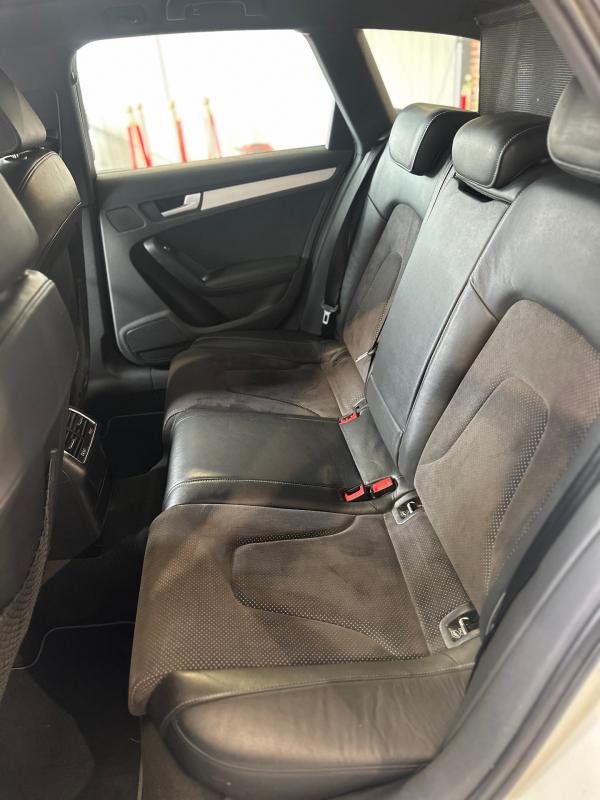 Audi A4 Avant V6 3.0 TDI 204 S line Multitronic A