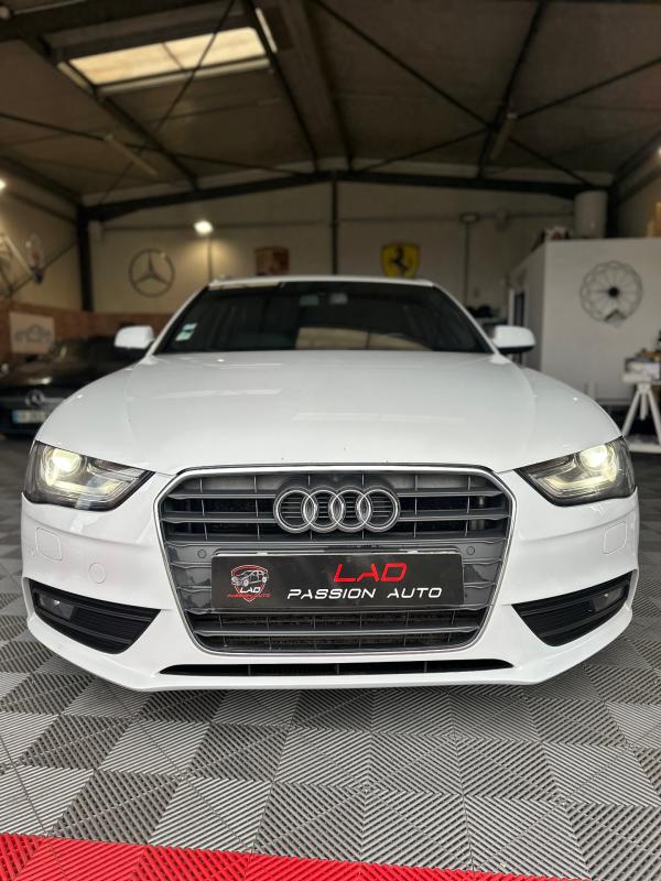 Audi A4 Avant V6 3.0 TDI 204 S line Multitronic A