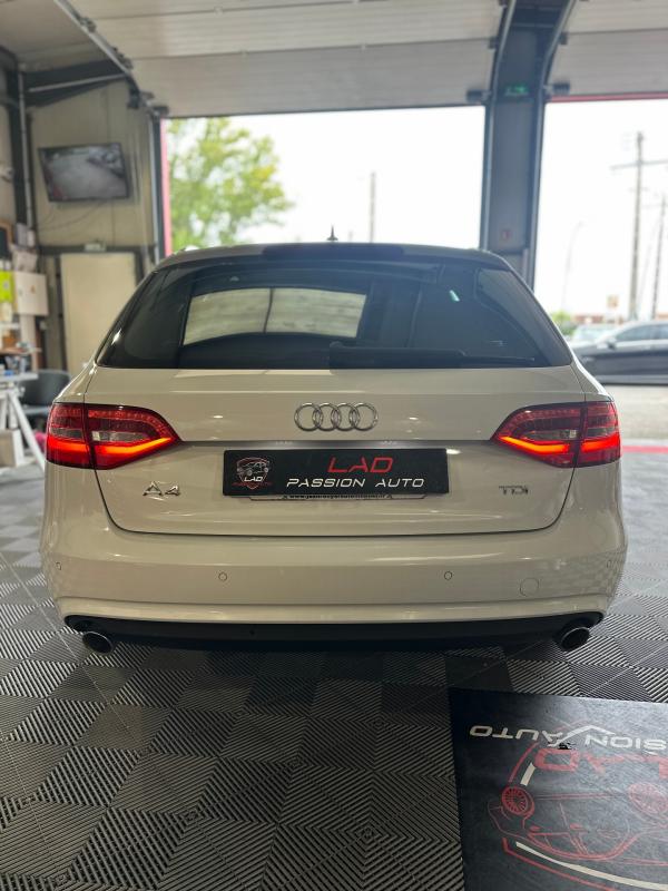 Audi A4 Avant V6 3.0 TDI 204 S line Multitronic A