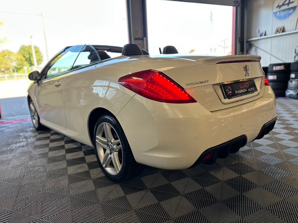 Peugeot 308 CC 2.0 HDi 163ch FAP Feline A