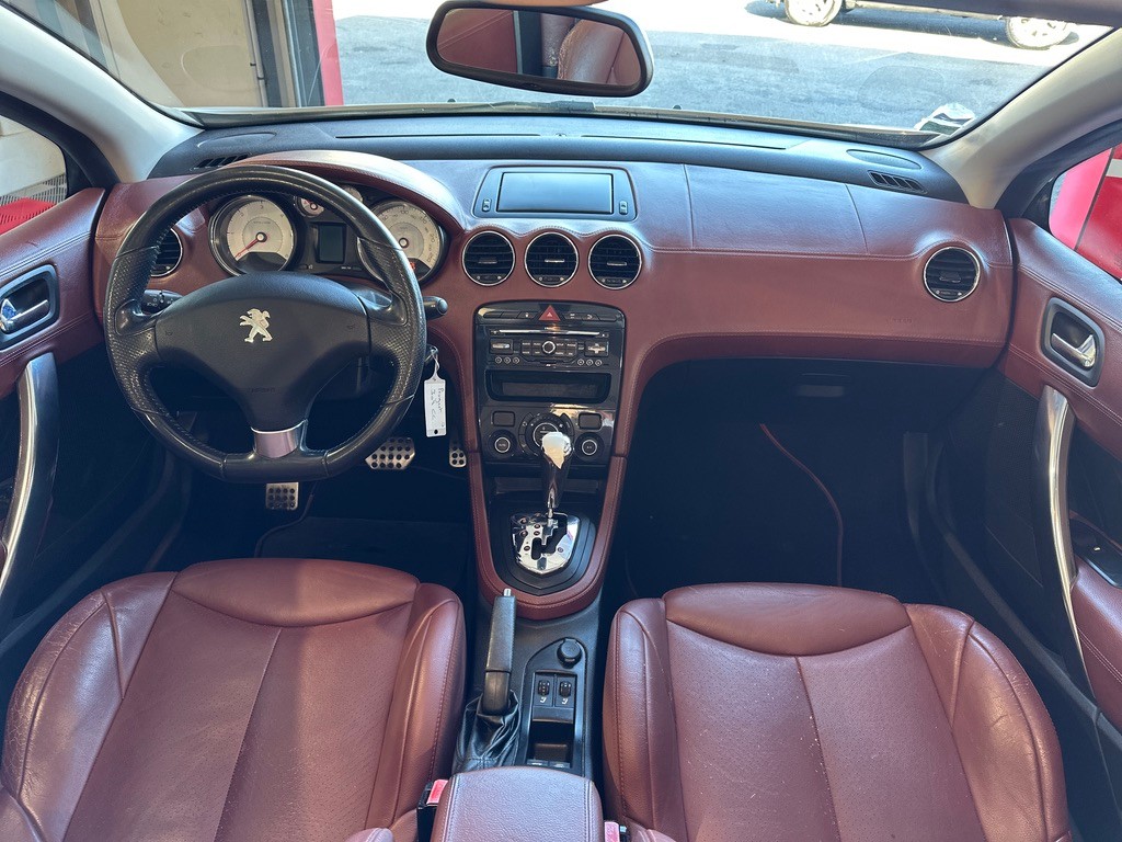 Peugeot 308 CC 2.0 HDi 163ch FAP Feline A