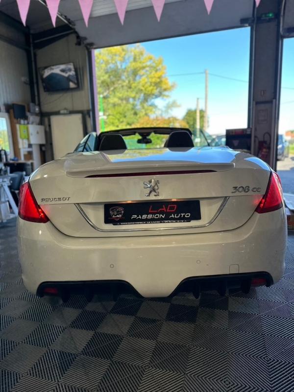 Peugeot 308 CC 2.0 HDi 163ch FAP Feline A