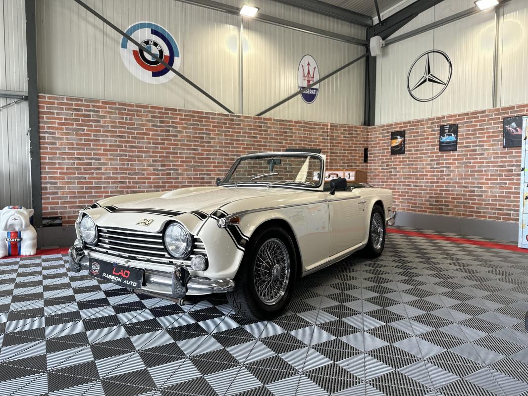 Triumph TR250 TR 250 OVERDRIVE / CARBURATEUR