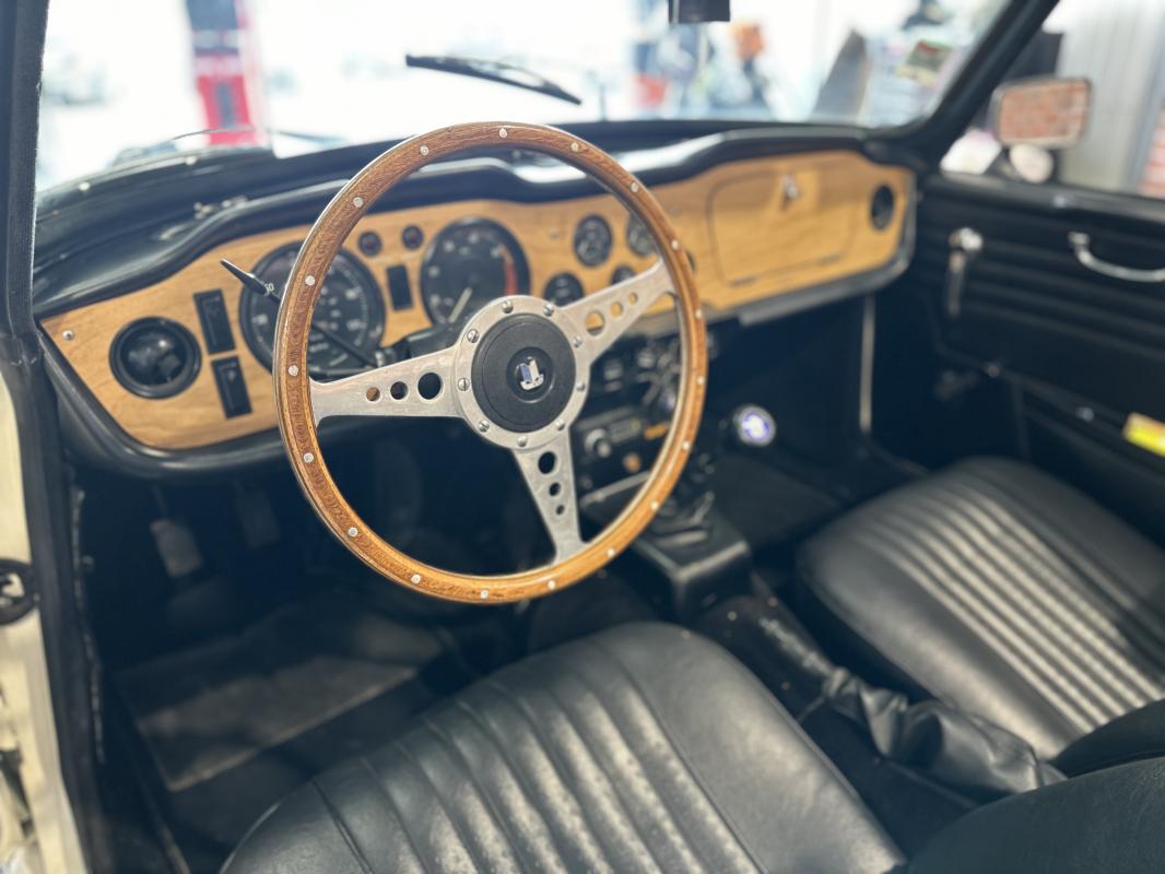 Triumph TR250 TR 250 OVERDRIVE / CARBURATEUR