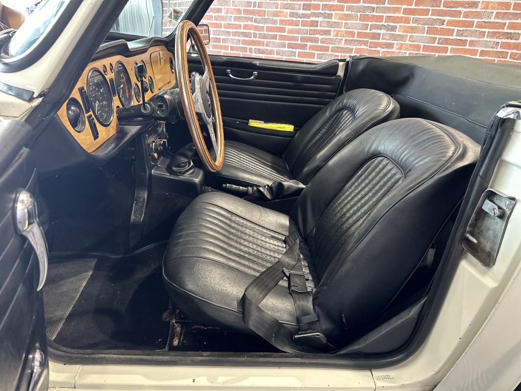 Triumph TR250 TR 250 OVERDRIVE / CARBURATEUR