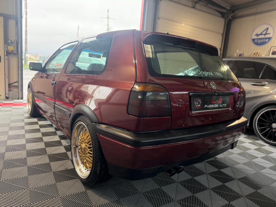 Volkswagen Golf VR6 Carat