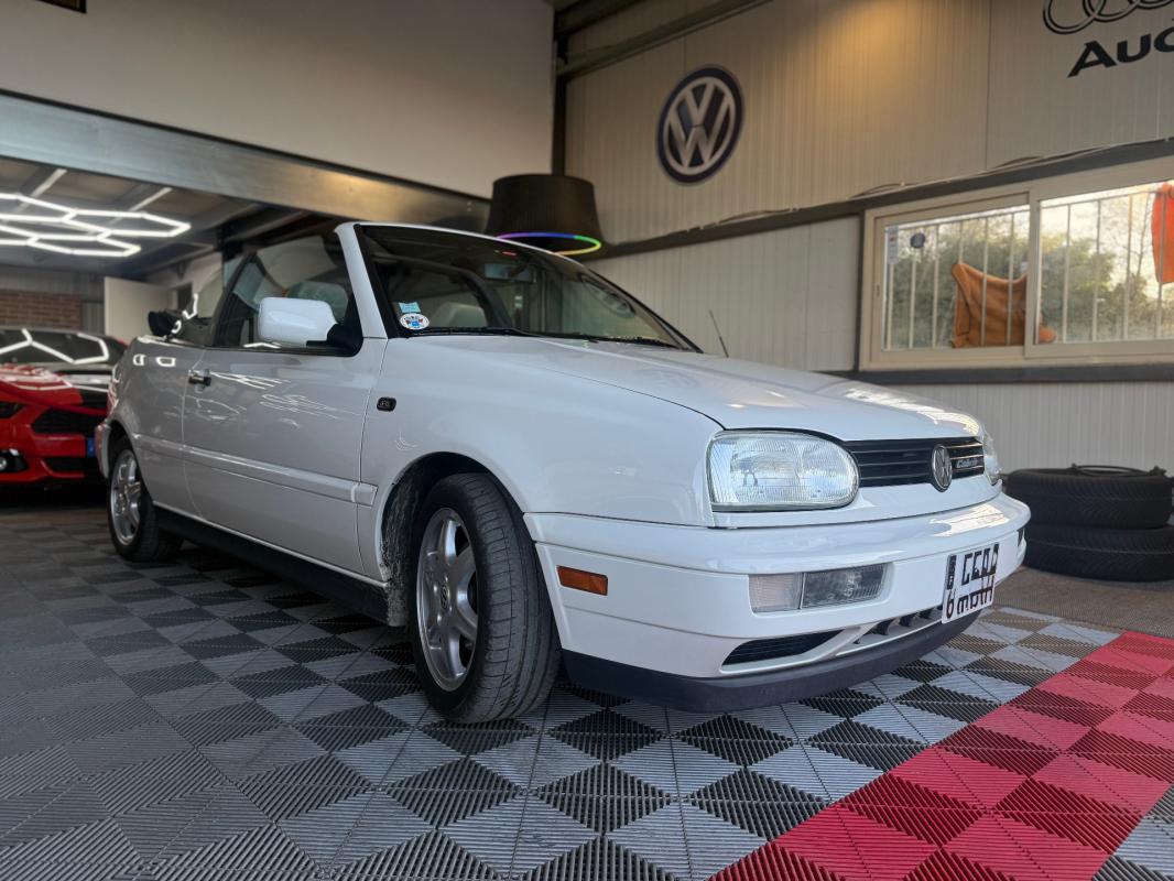 Volkswagen Golf Cabriolet 2.0i Quartett