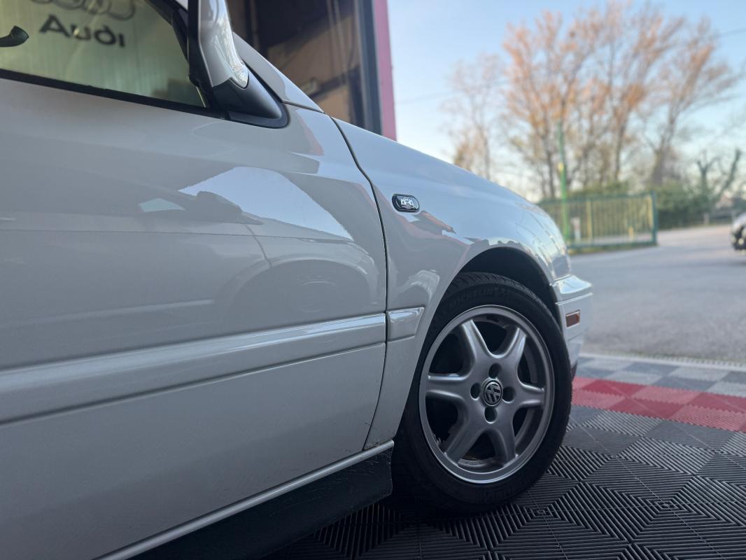 Volkswagen Golf Cabriolet 2.0i Quartett