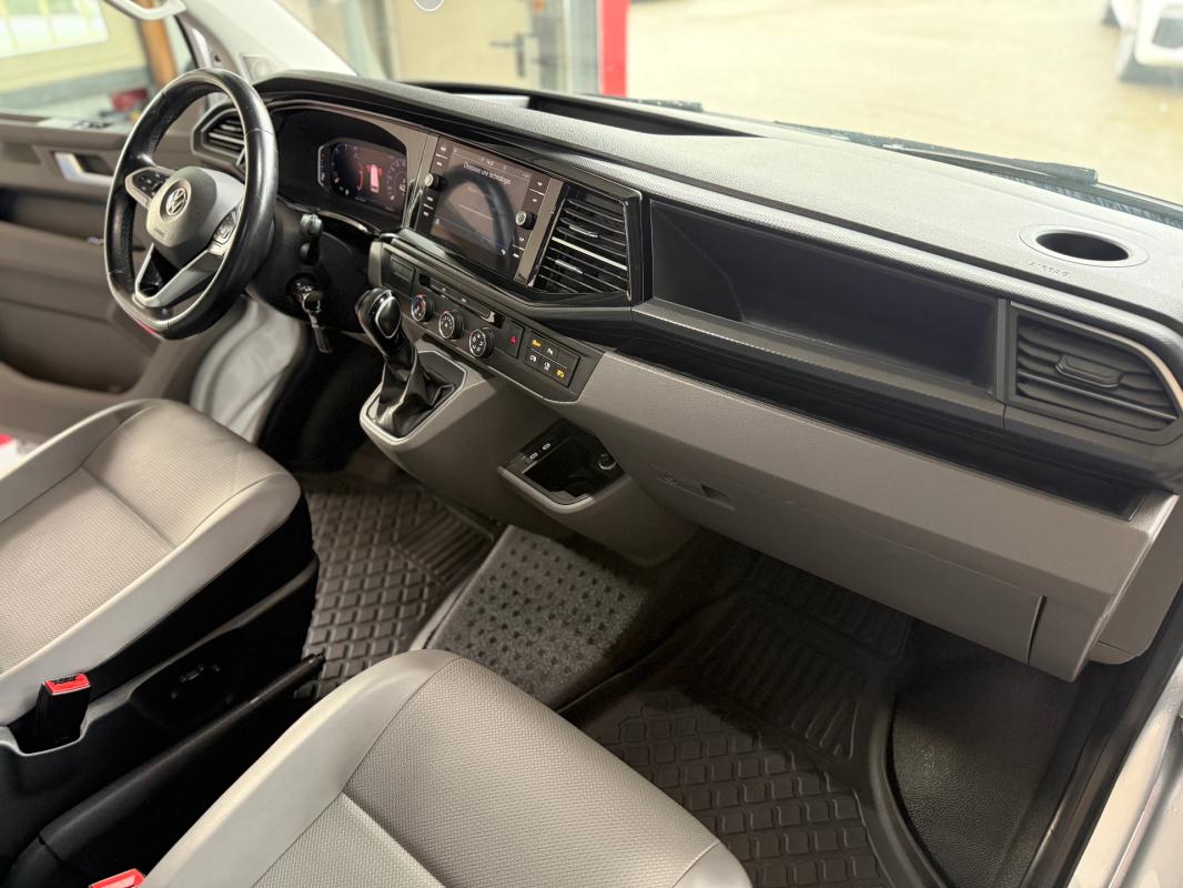 Volkswagen Transporter 6.1 PROCAB L2 2.0 TDI 198 DSG7 BUSINESS LINE