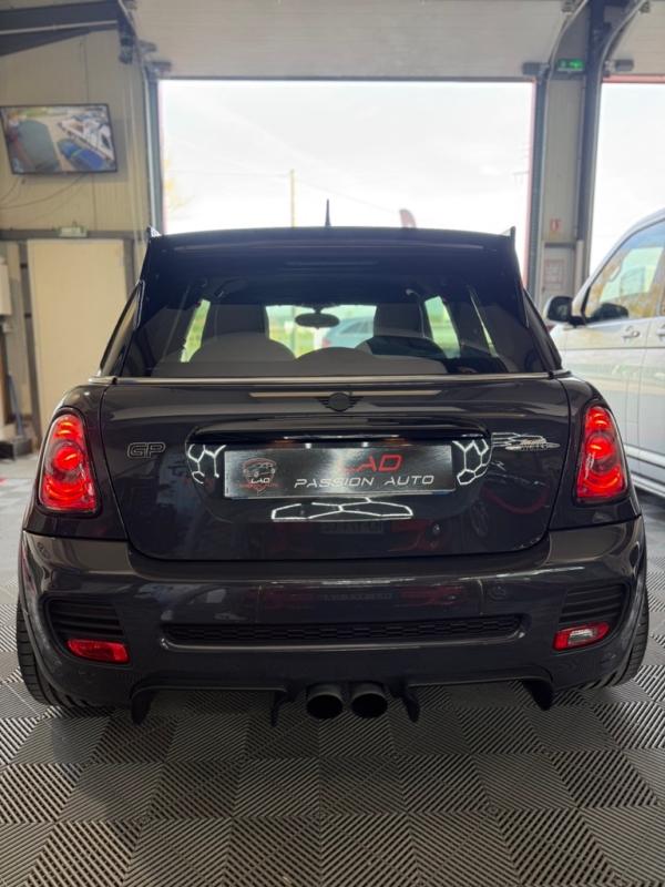 Mini Hatch R56 218 ch John Cooper Works GP II