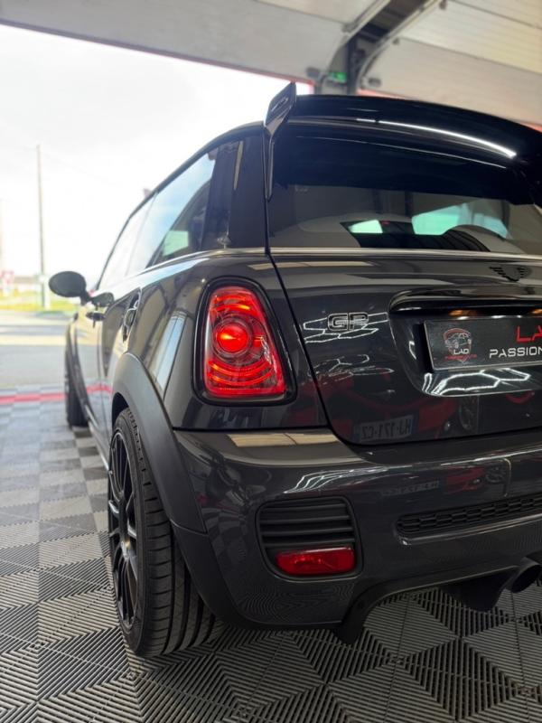 Mini Hatch R56 218 ch John Cooper Works GP II