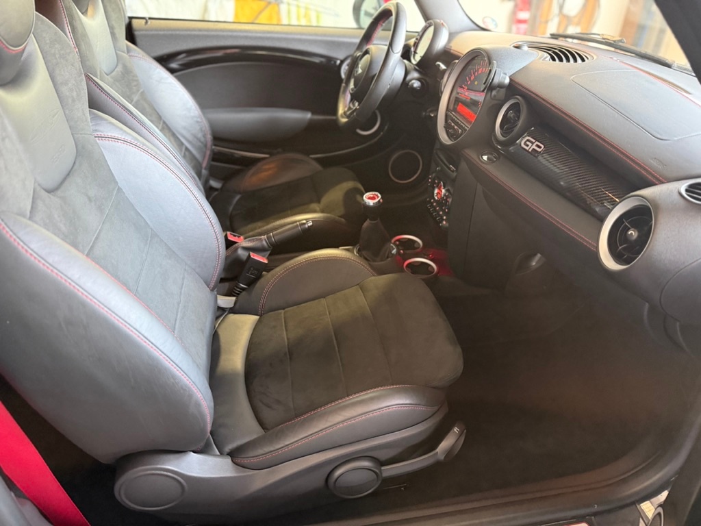 Mini Hatch R56 218 ch John Cooper Works GP II