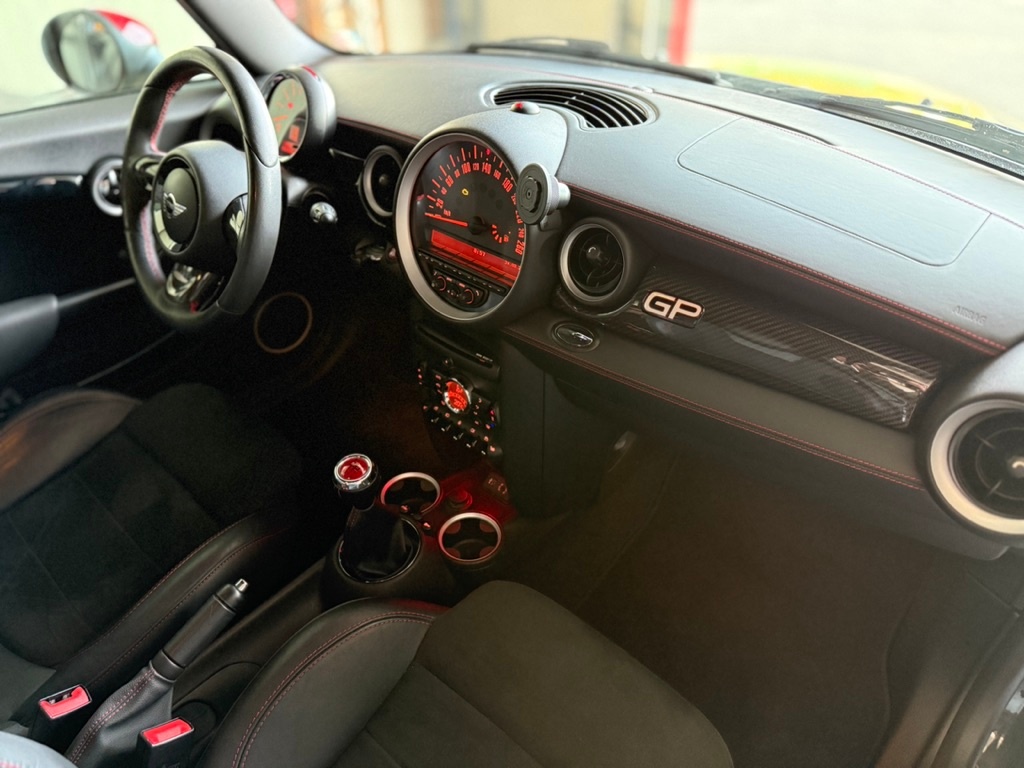 Mini Hatch R56 218 ch John Cooper Works GP II