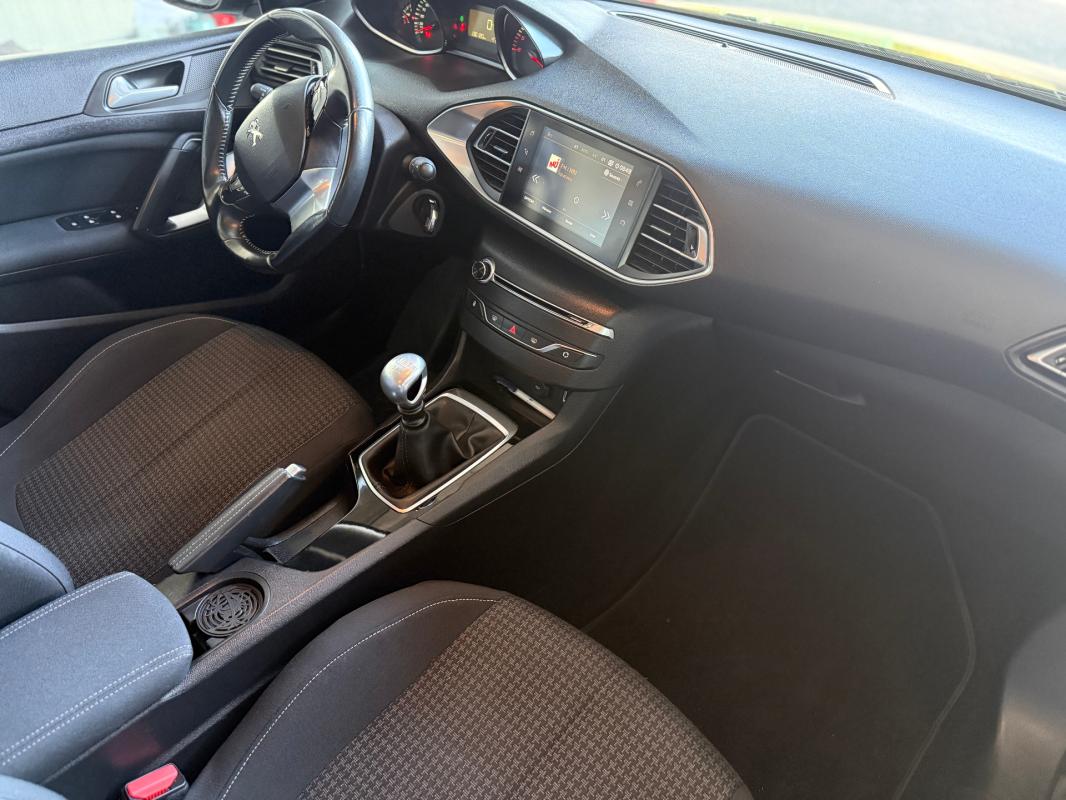 Peugeot 308 SW 1.5 BlueHDi 130ch S&S BVM6 Active