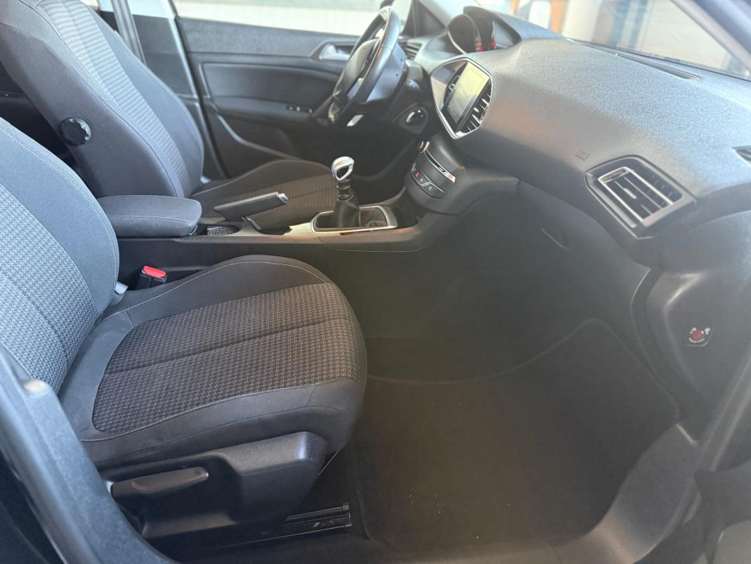 Peugeot 308 SW 1.5 BlueHDi 130ch S&S BVM6 Active