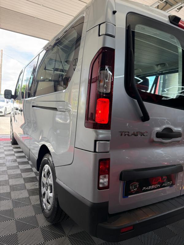 Renault Trafic Blue dCi 150 auto Grand Evolution Combi Neuf Pas de Malus Eco 35 000€ HT / 42 000 € TTC