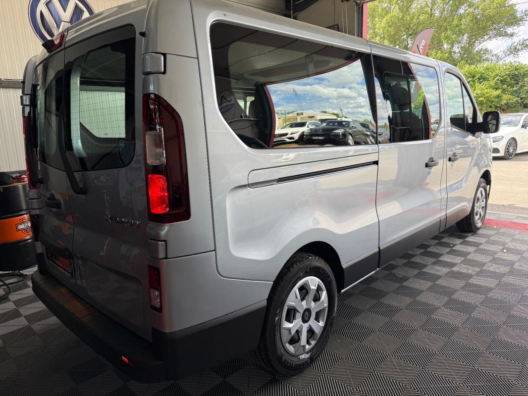Renault Trafic Blue dCi 150 auto Grand Evolution Combi Neuf Pas de Malus Eco 35 000€ HT / 42 000 € TTC