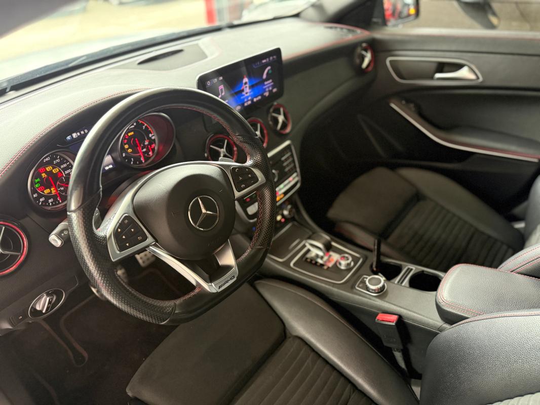 Mercedes CLA Shooting Brake 45 AMG Speedshift DCT 4Matic SUIVI COMPLET MERCEDES