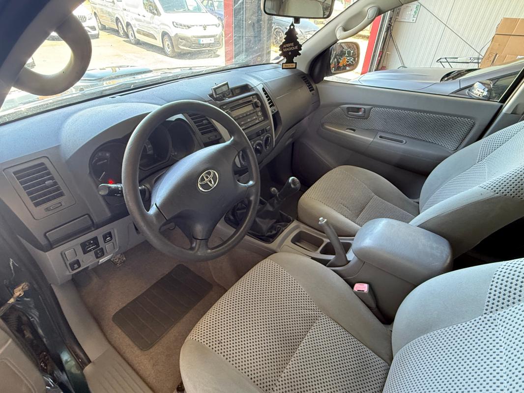 Toyota Hilux PICK UP DBLE CAB Double CABINE 4x4 120 D-4D GX