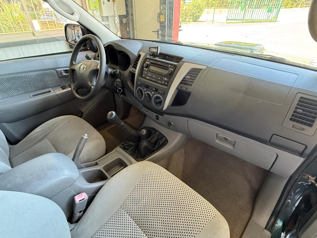 Toyota Hilux PICK UP DBLE CAB Double CABINE 4x4 120 D-4D GX