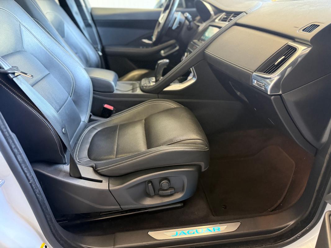 Jaguar E-PACE 2.0 D - 150 ch AWD BVA R-Dynamic SE