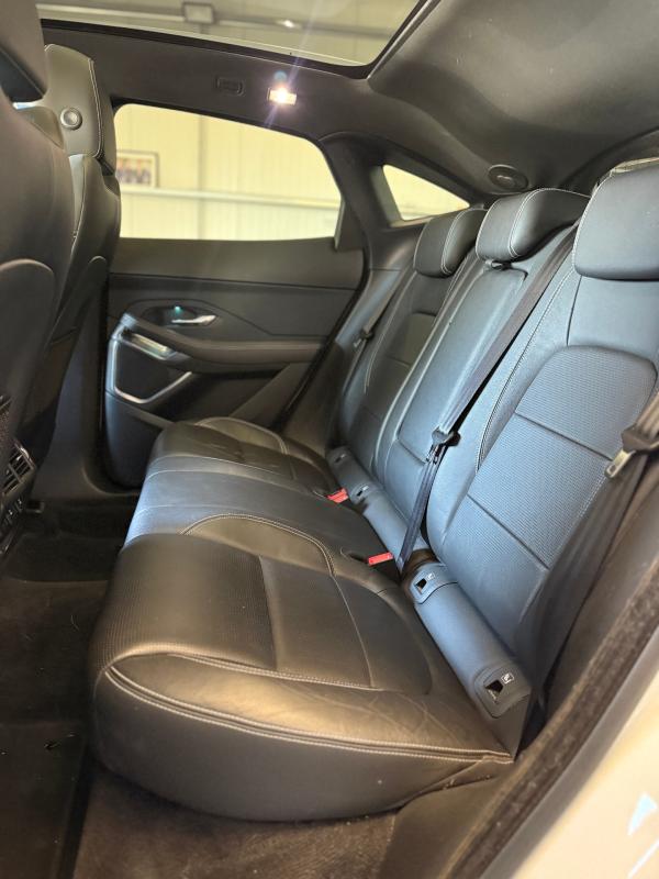 Jaguar E-PACE 2.0 D - 150 ch AWD BVA R-Dynamic SE