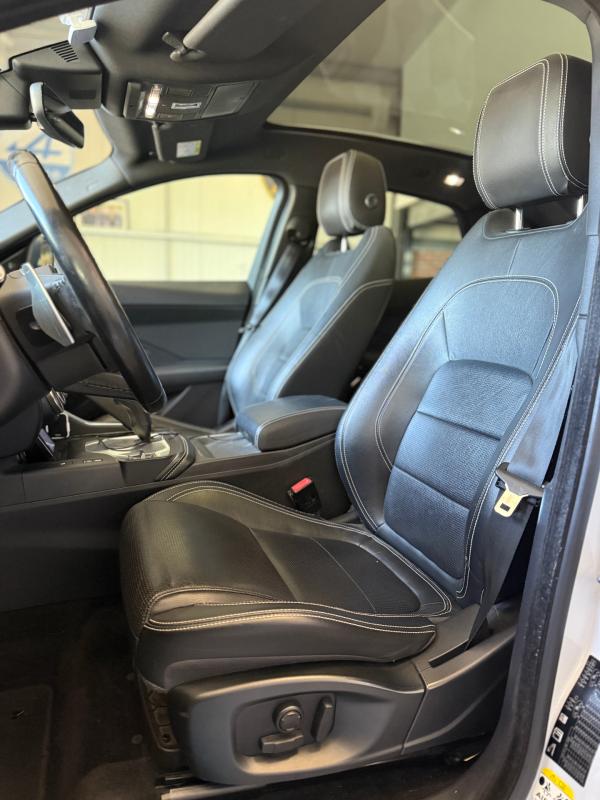 Jaguar E-PACE 2.0 D - 150 ch AWD BVA R-Dynamic SE