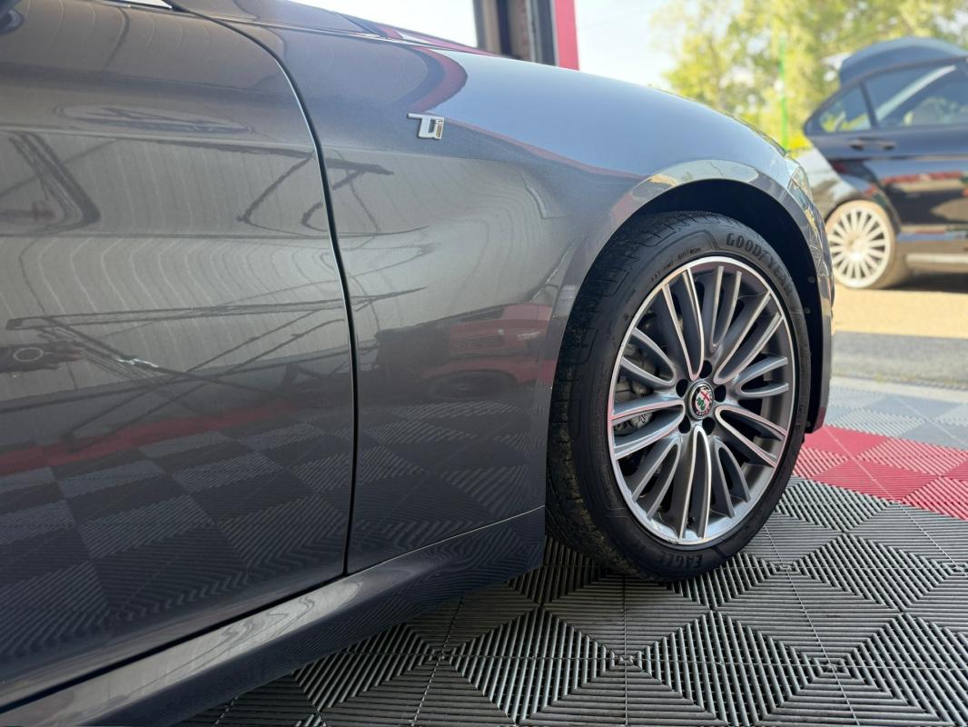 Alfa Romeo Giulia MY20 2.2 190 ch AT8 Ti