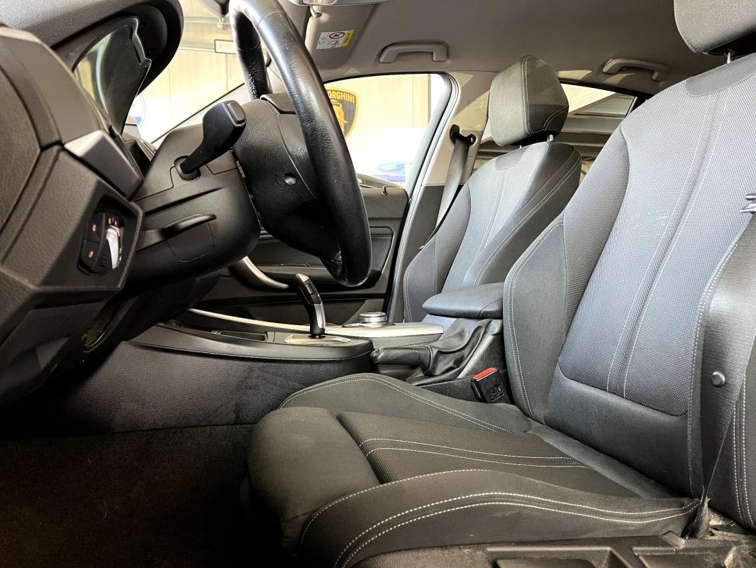 BMW Série 1 F20 LCI 120d xDrive 190 ch Lounge A