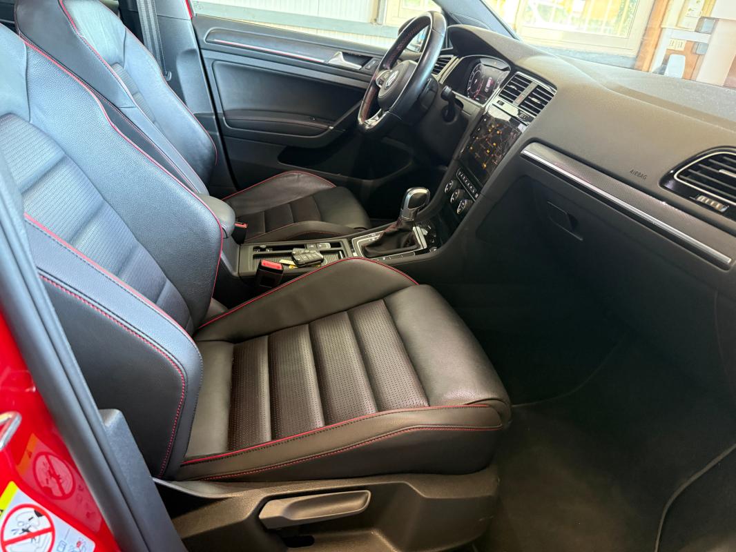 Volkswagen Golf 2.0 TSI 245 DSG7 GTI Performance
