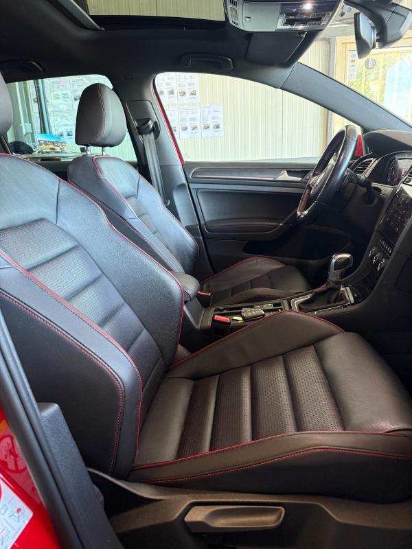 Volkswagen Golf 2.0 TSI 245 DSG7 GTI Performance