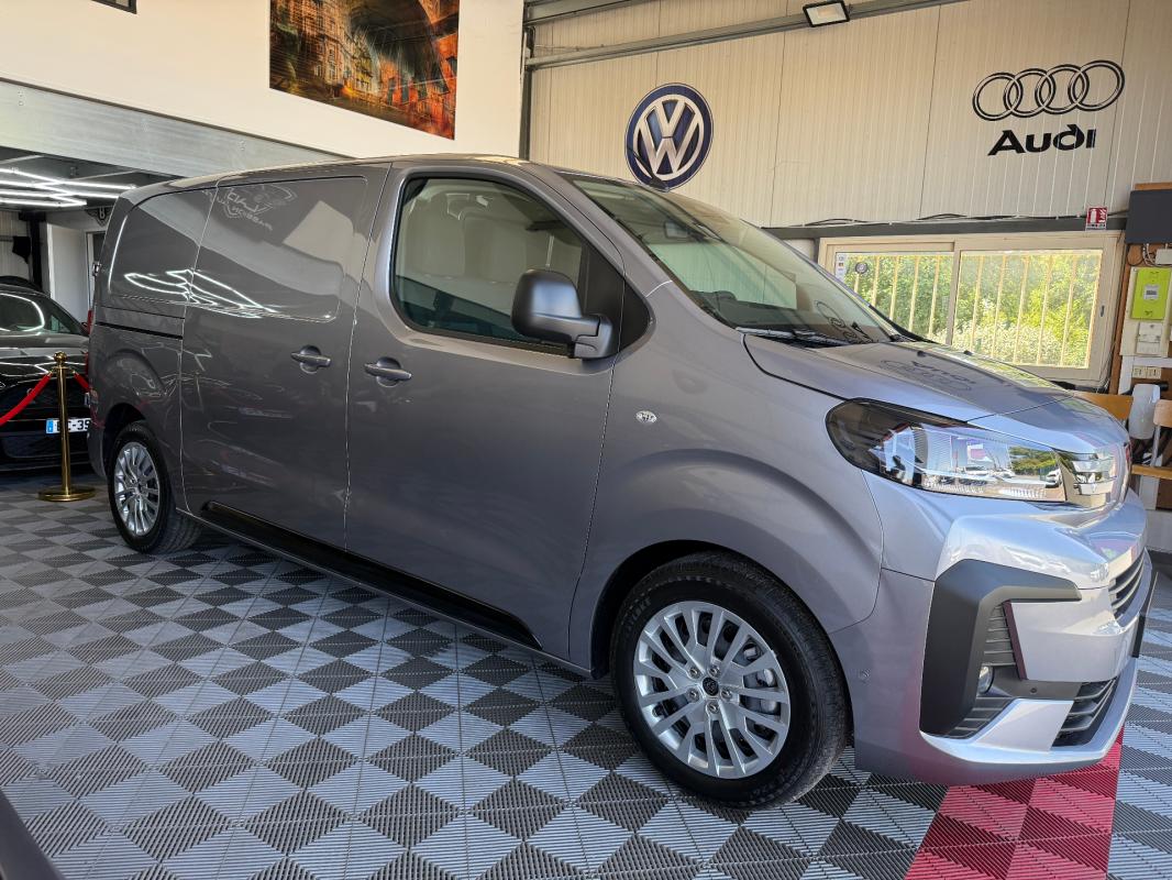 Peugeot Expert FOURGON FGN M DIESEL 180 CH AUTOMATIQUE